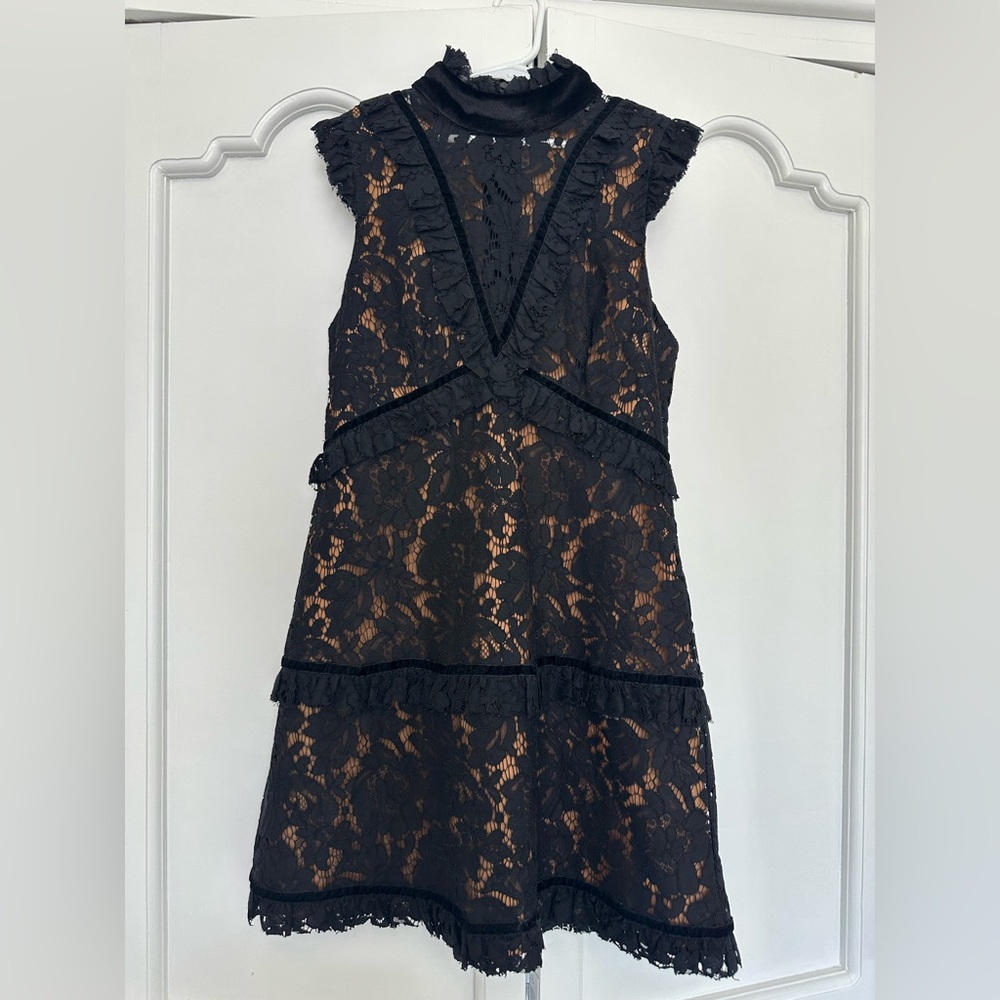 Elegant Black Lace Dress